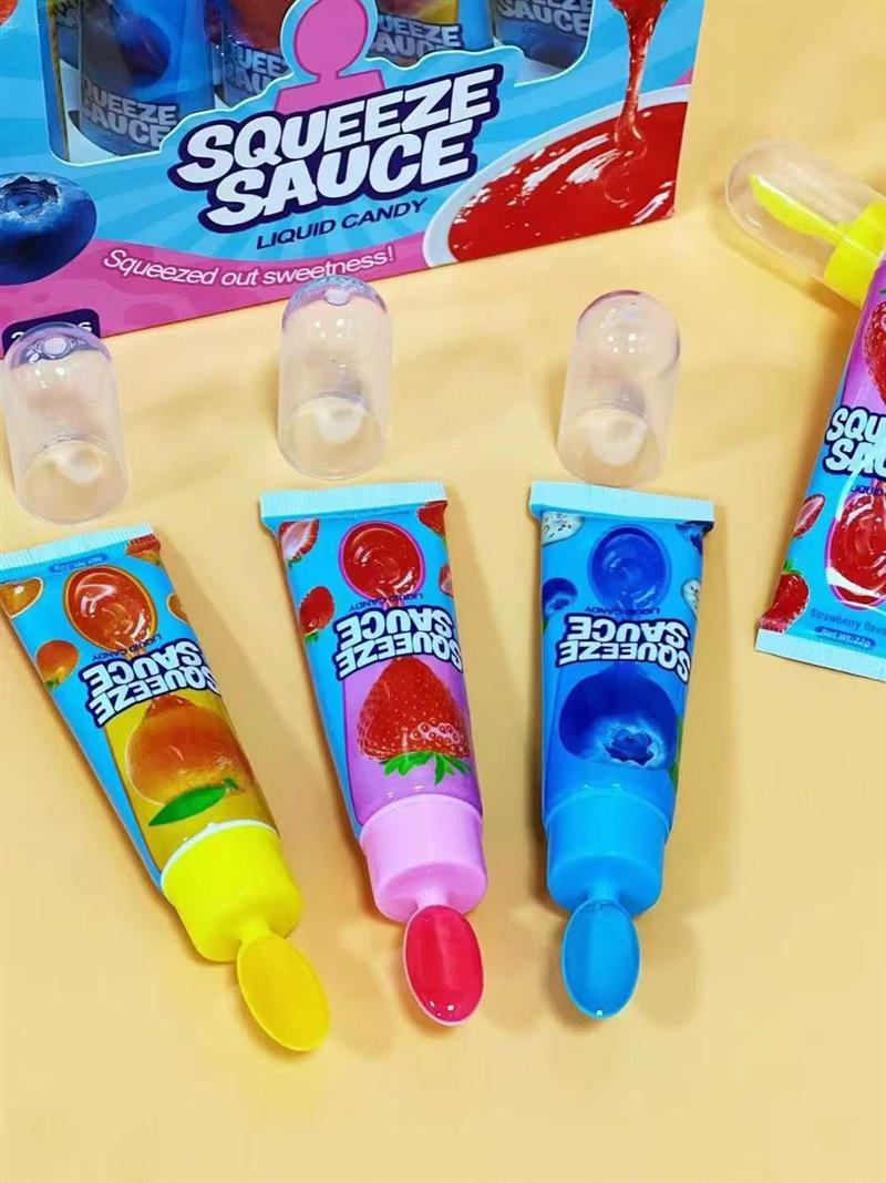 squeeze sauce with spoon