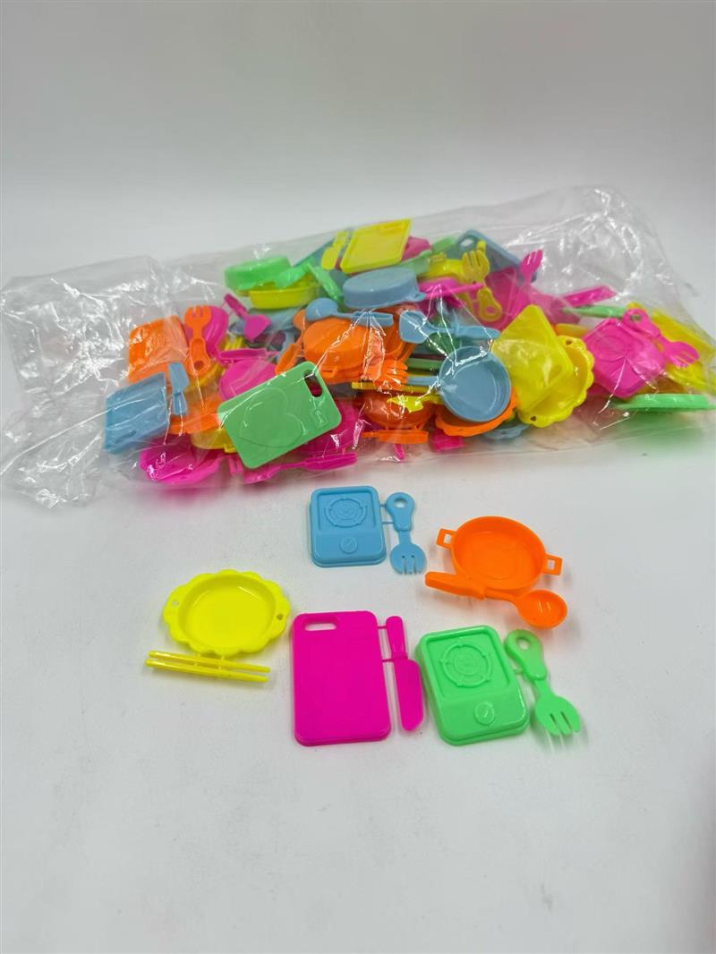 Mini kitchen toy